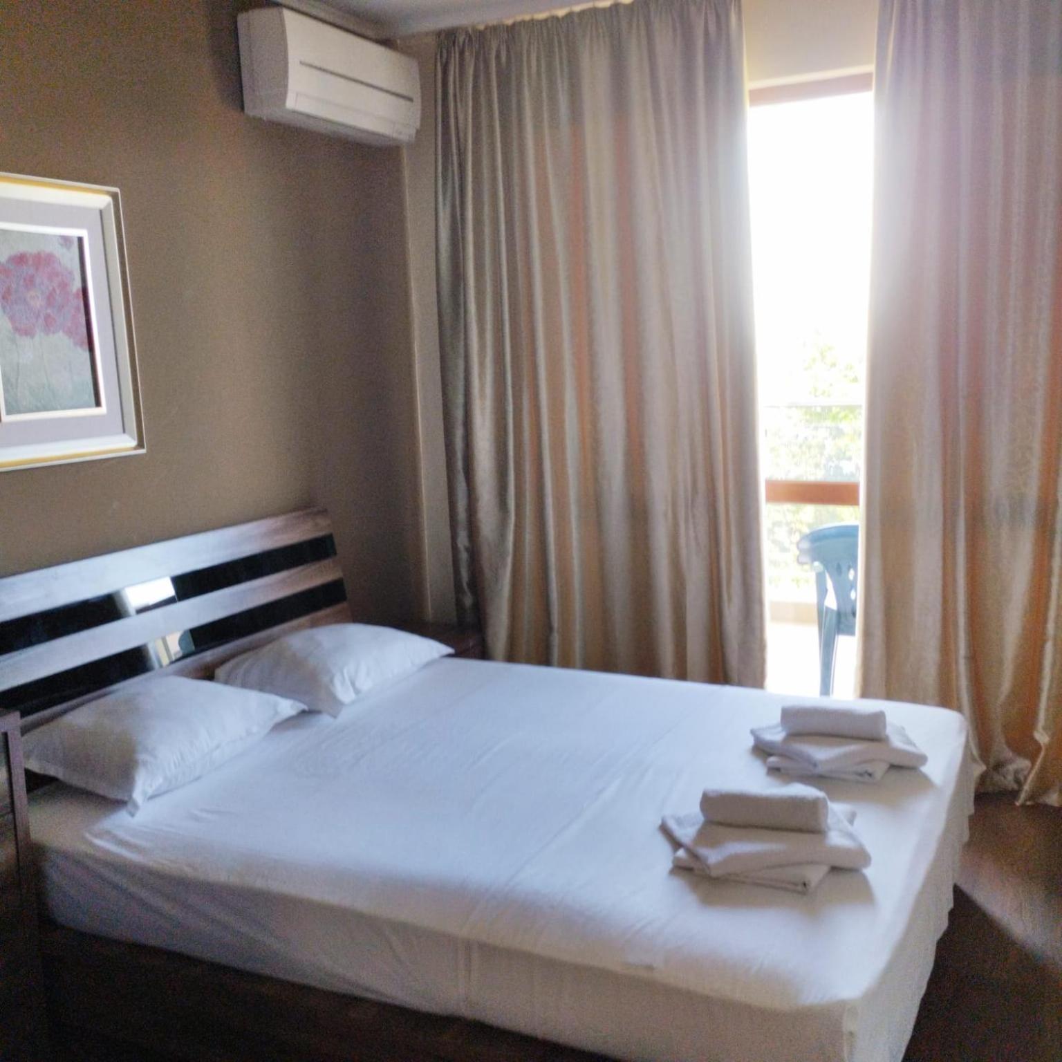 Golden Sands Rentals Apartments Εξωτερικό φωτογραφία